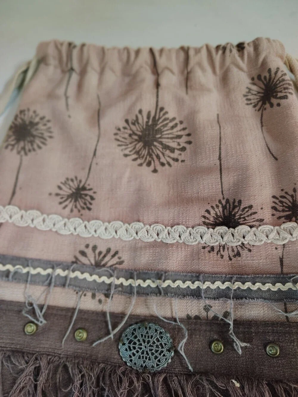 VO-HO Boho Dandelion Drawstring Backpack – Mauve & Chocolate Cotton Linen Cinch